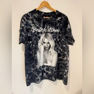 Women's Britney Spears Graphic Print Black White Marble Tie Dye T-shirt Size M/L